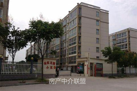 龙都新苑二期现房急售！3室2厅2卫131㎡